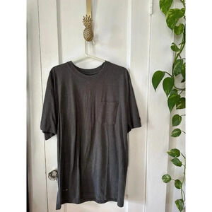 Dickies Men’s size x-large Gray t-shirt